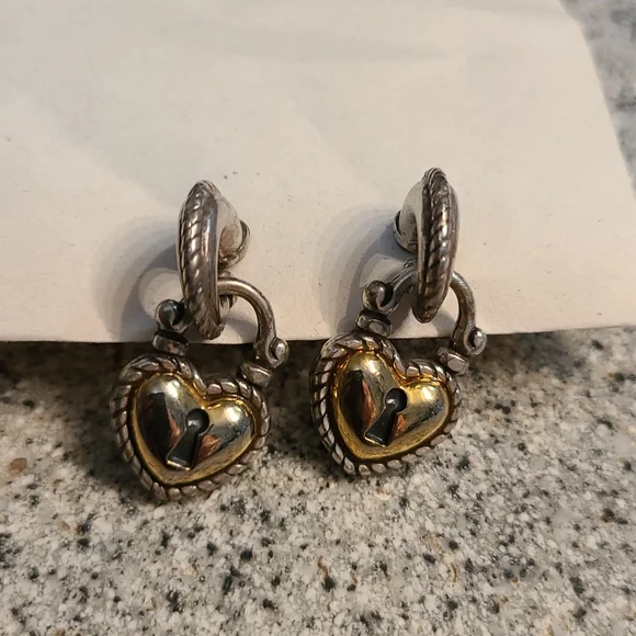 Key heart earrings, gold and silver tone - Picture 2 of 5